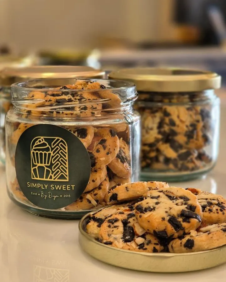 Cookie jars for gifting by Simply Sweet Udaipur