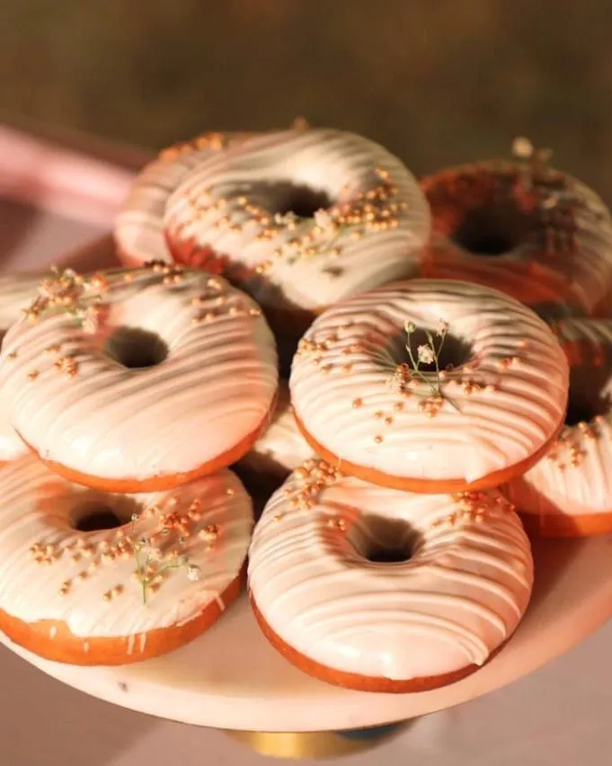 Gold glazed donuts by Simply Sweet Udaipur